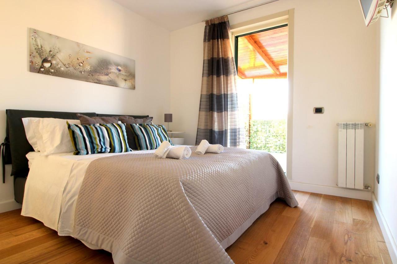 Suite Delicia Apartment - Appartamento Con Terrazza Nápoles Exterior foto